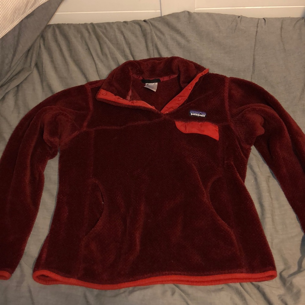 Red/Burgandy Patagonia Women’s Pullover
